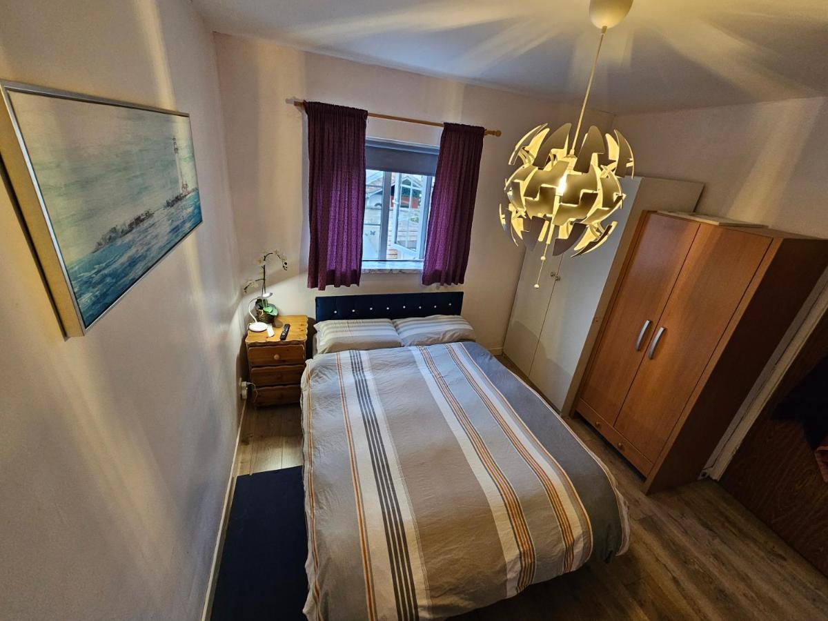Private Room In Дублін Екстер'єр фото